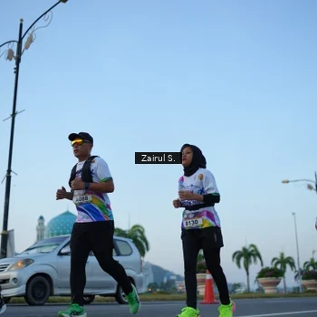 Runner Photo 6087637