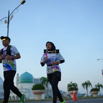 Runner Photo 6087638