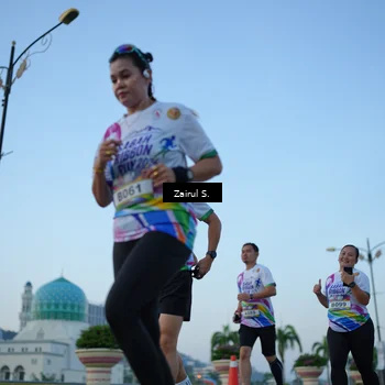 Runner Photo 6087647