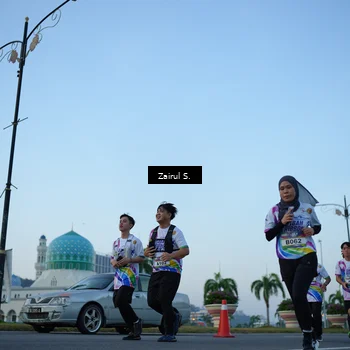 Runner Photo 6087651