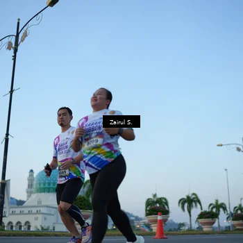 Runner Photo 6087657