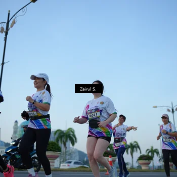 Runner Photo 6087673