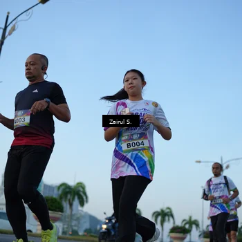 Runner Photo 6087686