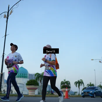 Runner Photo 6087692