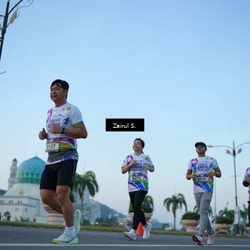Runner Photo 6087701