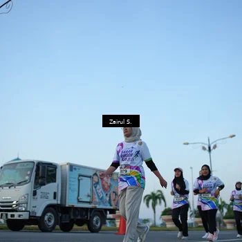 Runner Photo 6087728