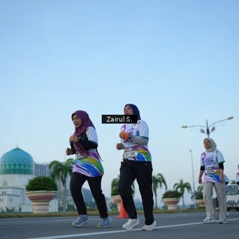 Runner Photo 6087738