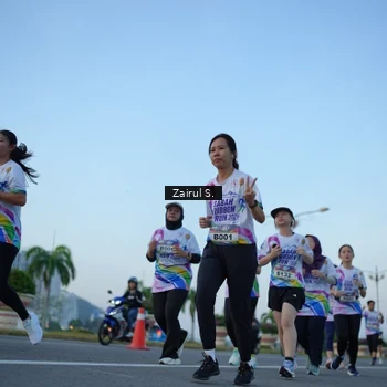 Runner Photo 6087744