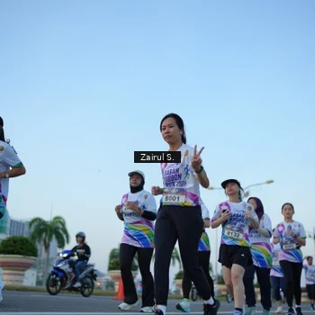 Runner Photo 6087745