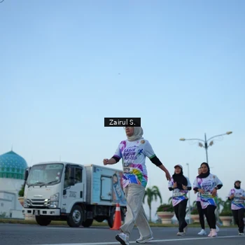 Runner Photo 6087746