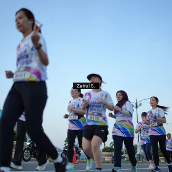 Runner Photo 6087752