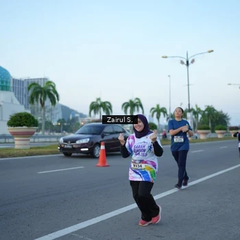Runner Photo 6087796