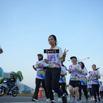 Runner Photo 6087812