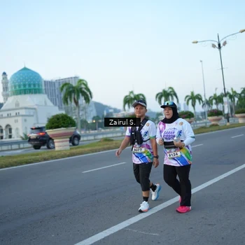 Runner Photo 6087835