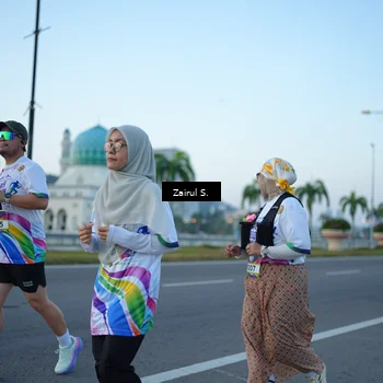 Runner Photo 6087870