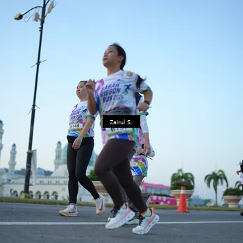 Runner Photo 6087886
