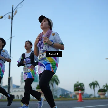 Runner Photo 6087891