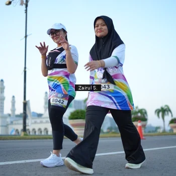 Runner Photo 6087935