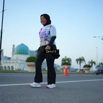 Runner Photo 6087942