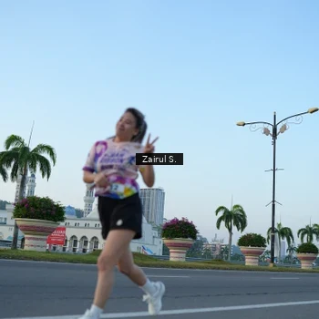 Runner Photo 6088023