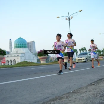 Runner Photo 6088110