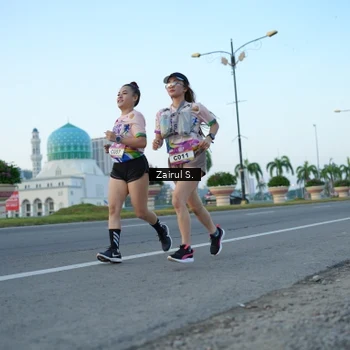Runner Photo 6088119