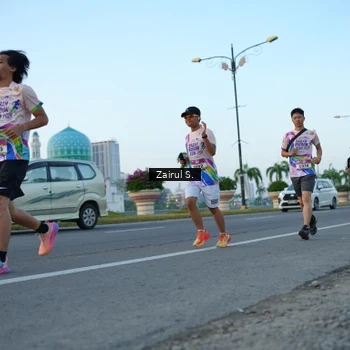 Runner Photo 6088123