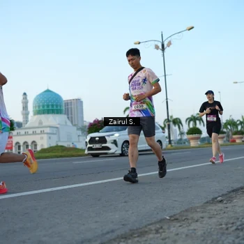 Runner Photo 6088125
