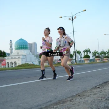Runner Photo 6088126