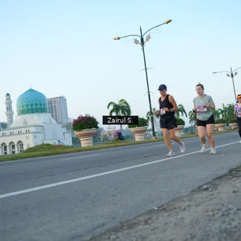Runner Photo 6088153