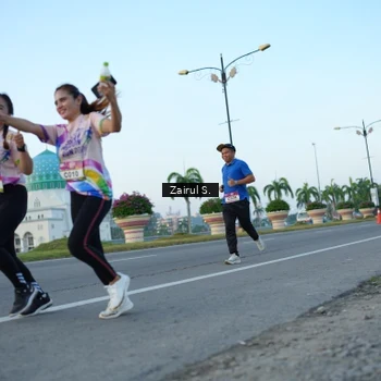Runner Photo 6088191