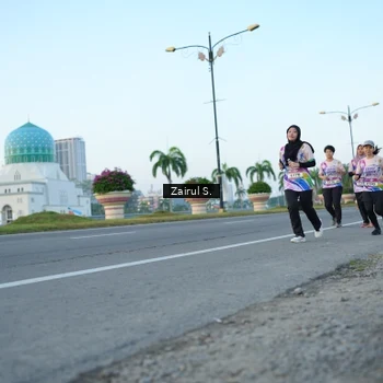 Runner Photo 6088252