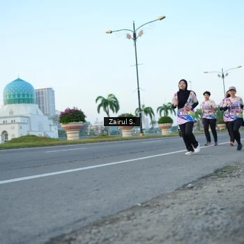 Runner Photo 6088253