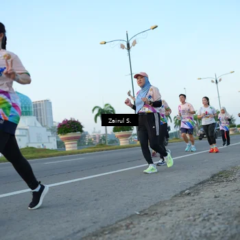 Runner Photo 6088345
