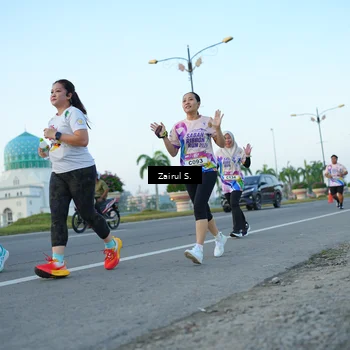 Runner Photo 6088356