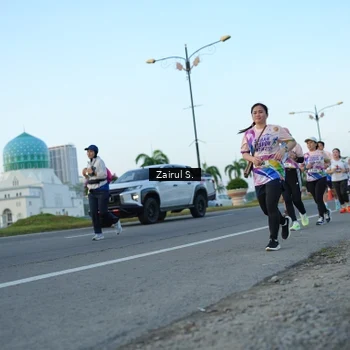 Runner Photo 6088391