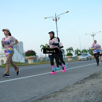 Runner Photo 6088415