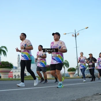 Runner Photo 6088472