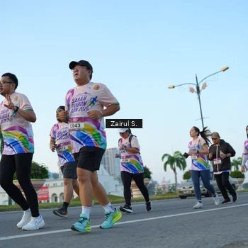 Runner Photo 6088479