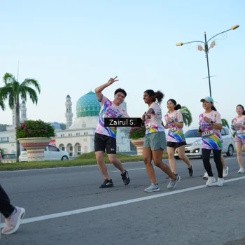 Runner Photo 6088492