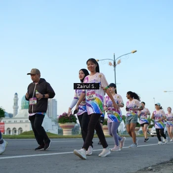 Runner Photo 6088498