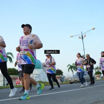 Runner Photo 6088499