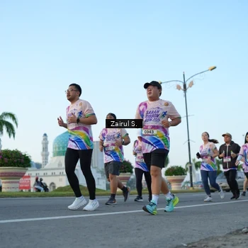 Runner Photo 6088522