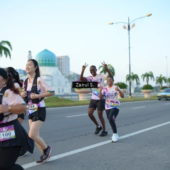 Runner Photo 6088573