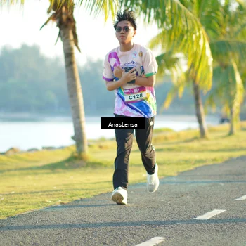 Runner Photo 6088898