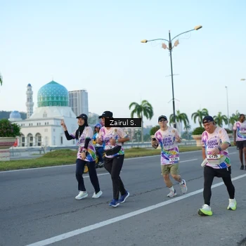 Runner Photo 6088921