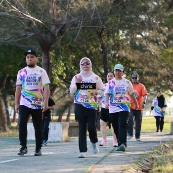 Runner Photo 6089453