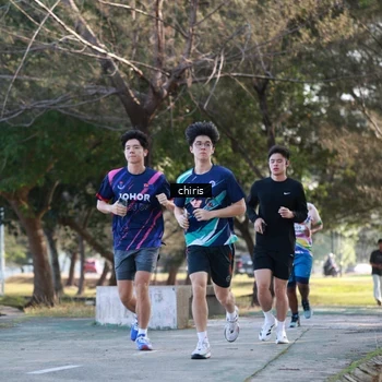 Runner Photo 6089900