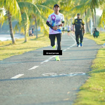 Runner Photo 6089928
