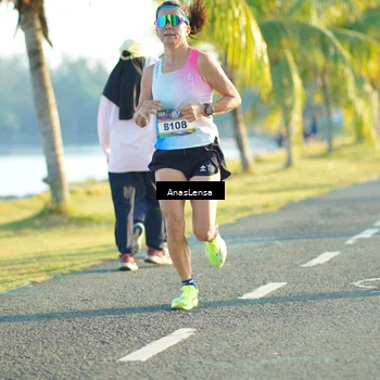 Runner Photo 6090072